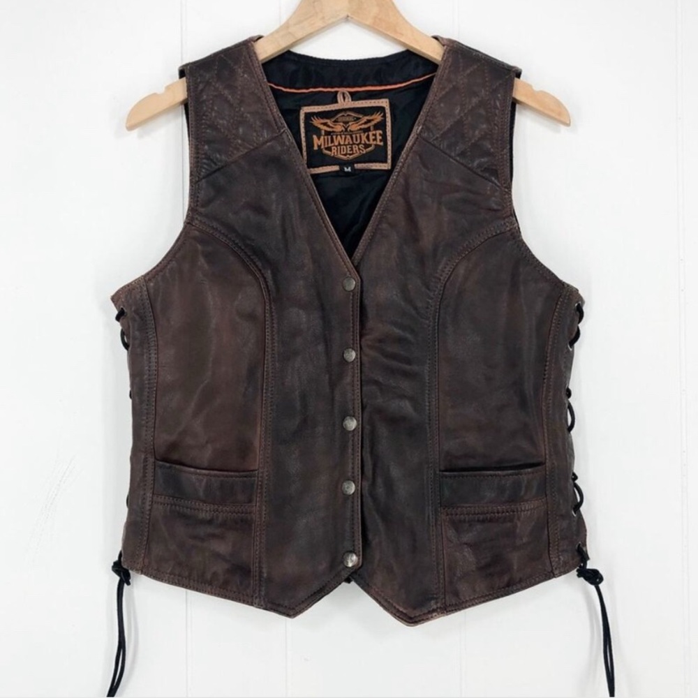 Dream Apparel Milwaukee Riders Leather Riding Vest Diamond Design Size Medium